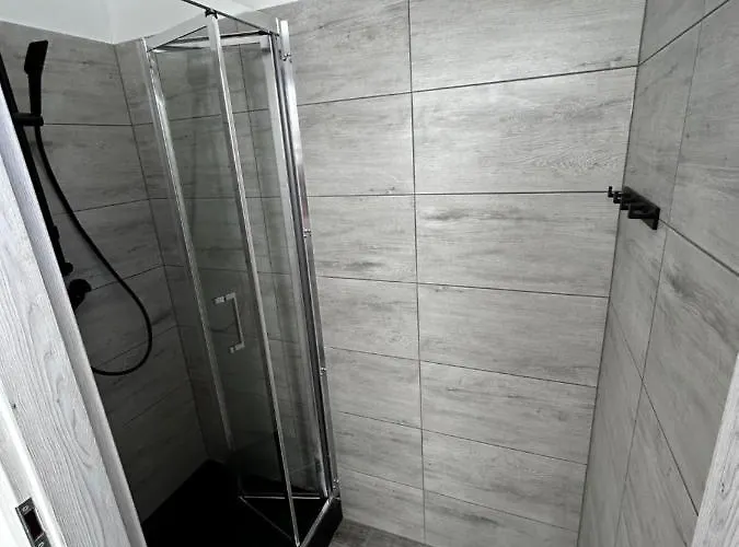 Czarna Perla אכסניה *