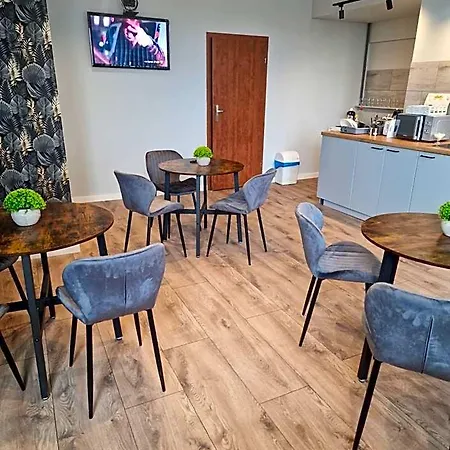 Hostel Czarna Perła *
