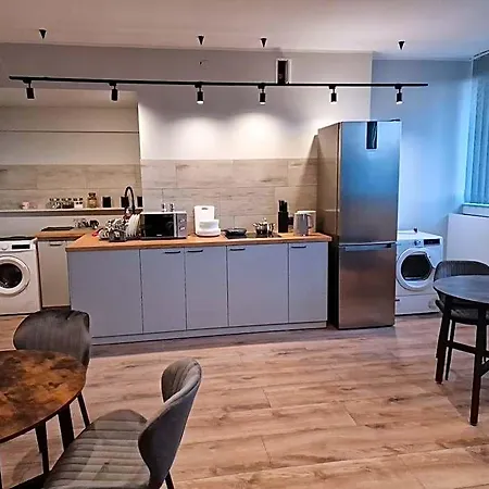 Czarna Perła Hostel *